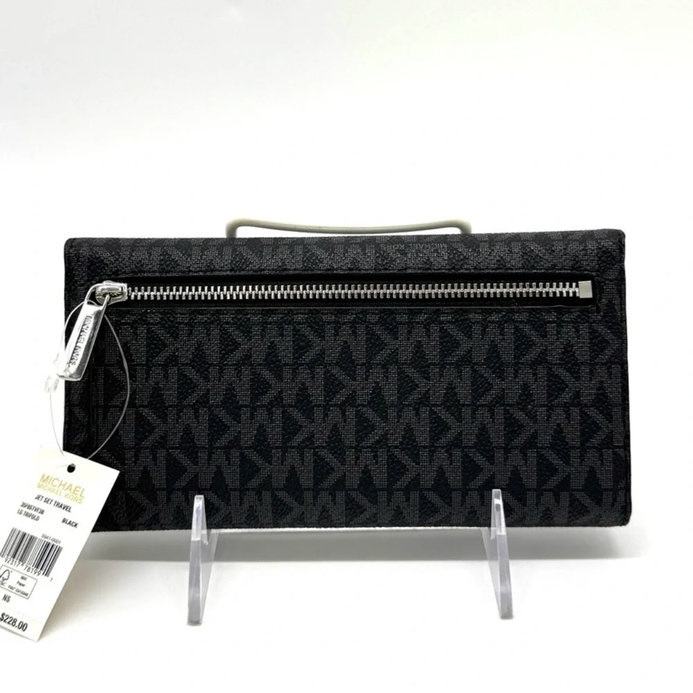 Michael Kors Large Trifold Wallet Black Signature